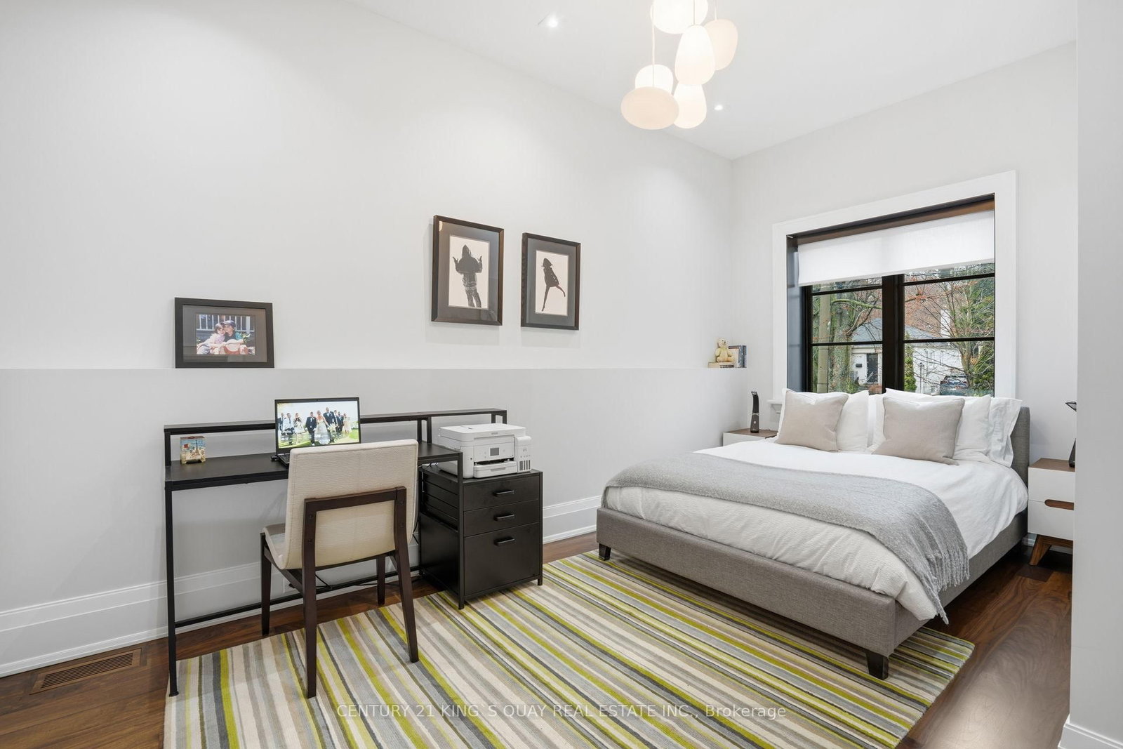 Detached House for sale at 33 Nesbitt Drive, Toronto, Ontario, M4W 2G2 - Leaside - MLS: C12960034