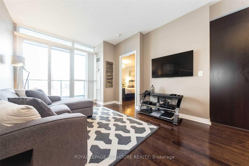 536 - 2885 Bayview Avenue