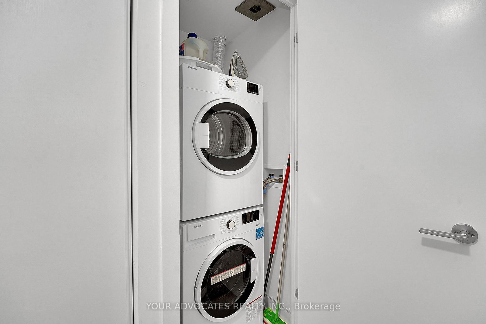 Condo for sale at 902-9 Tecumseth Street, Toronto, Ontario, M5G 3V4 - Niagara - MLS: C12960264