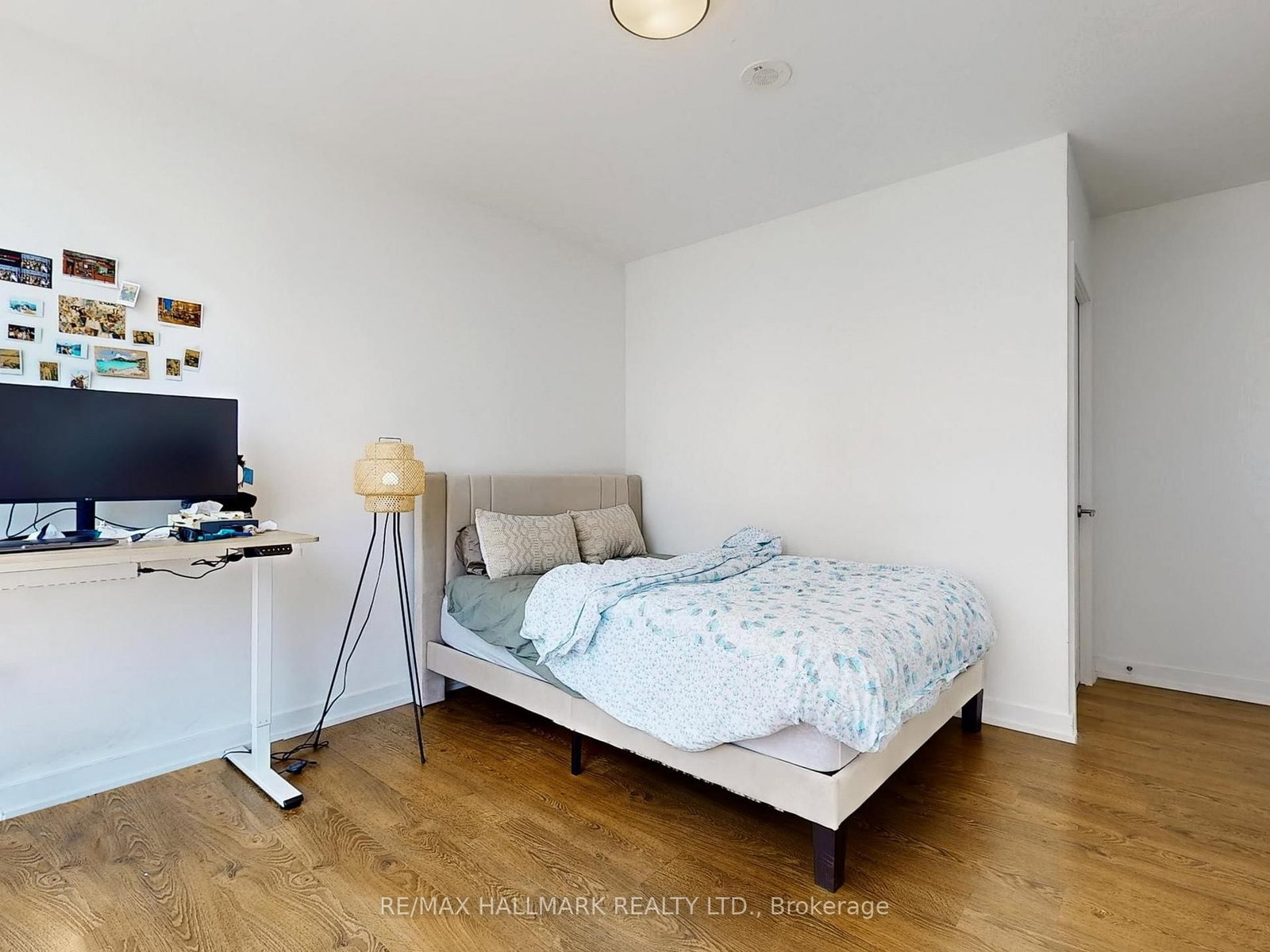 Condo for sale at 1905-10 York Street, Toronto, Ontario, M5J 0E1 - Waterfront Communities C1 - MLS: C12960266