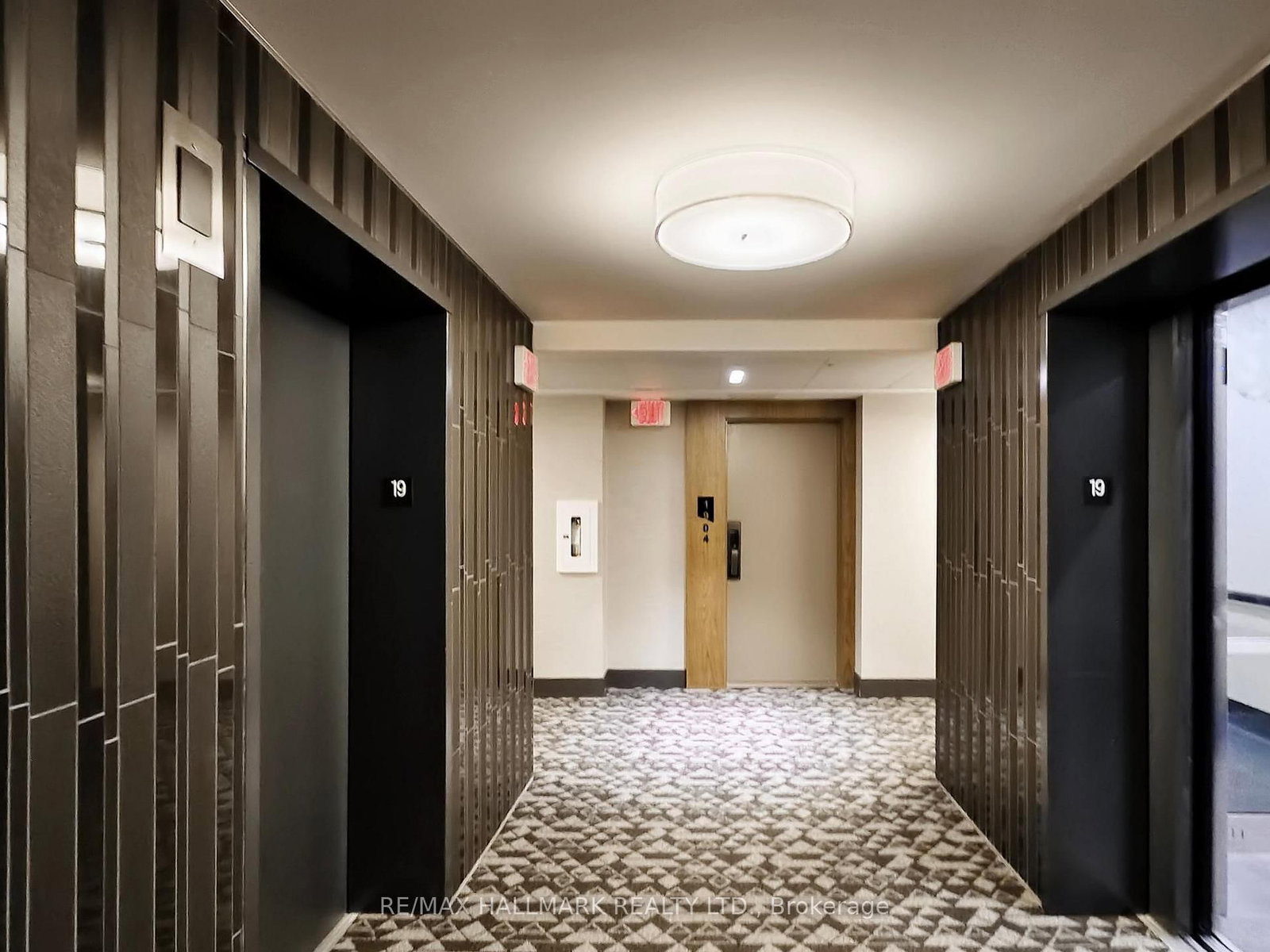 Condo for sale at 1905-10 York Street, Toronto, Ontario, M5J 0E1 - Waterfront Communities C1 - MLS: C12960266