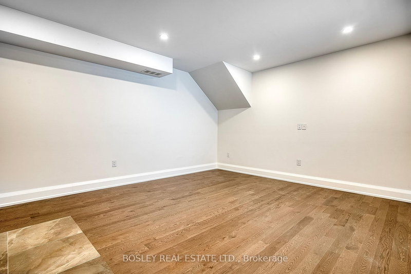 202 - 2579 Yonge St, Toronto, M4P 2J1 | Image 2