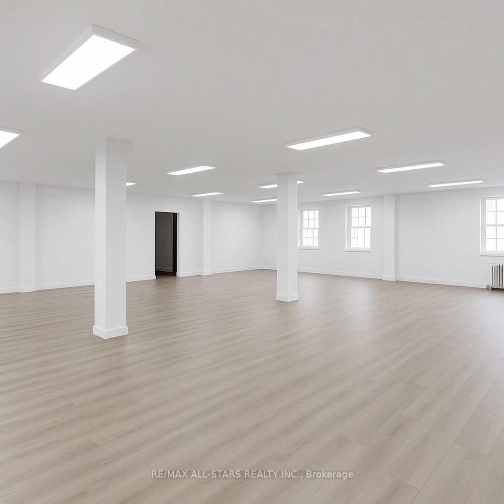 14 Mccaul Street, Unit 303 - Photo 4