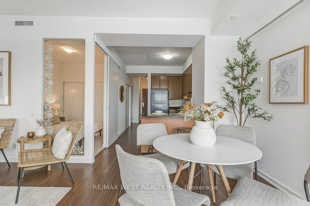 Condo for sale at 501-30 Canterbury Place, Toronto, Ontario, M2N 0B9 - Willowdale West - MLS: C12960462