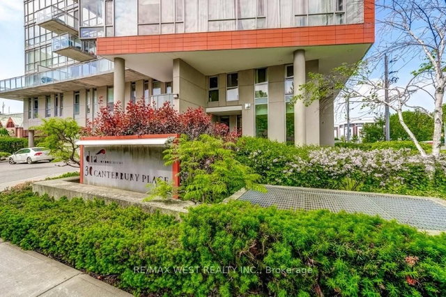501 - 30 Canterbury Place