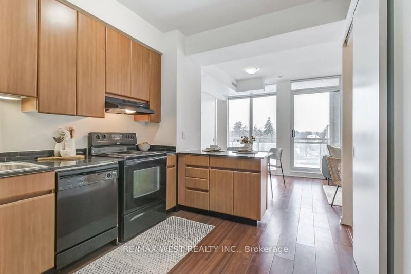 501 - 30 Canterbury Place