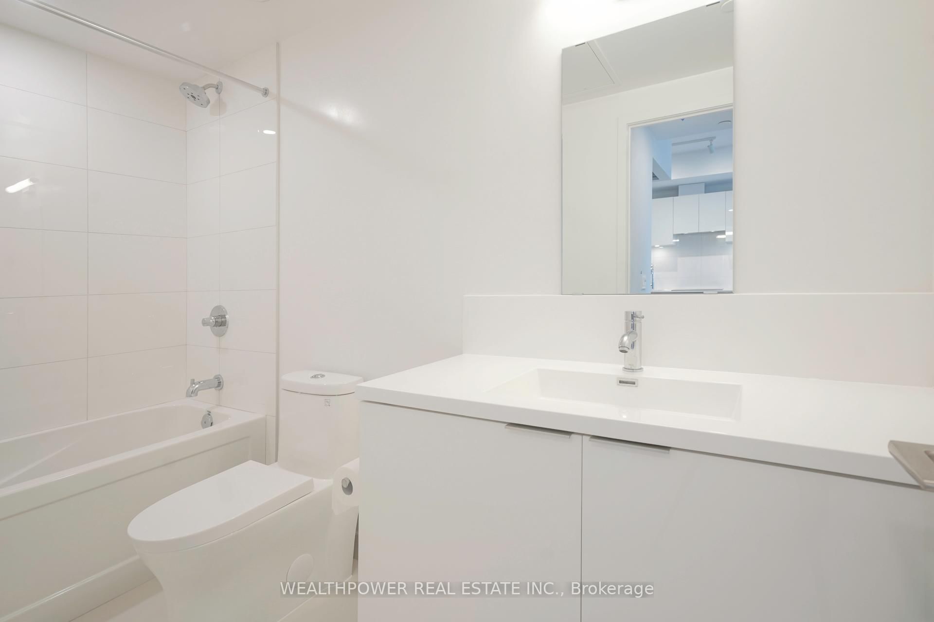 230 simcoe Street, Unit 2516