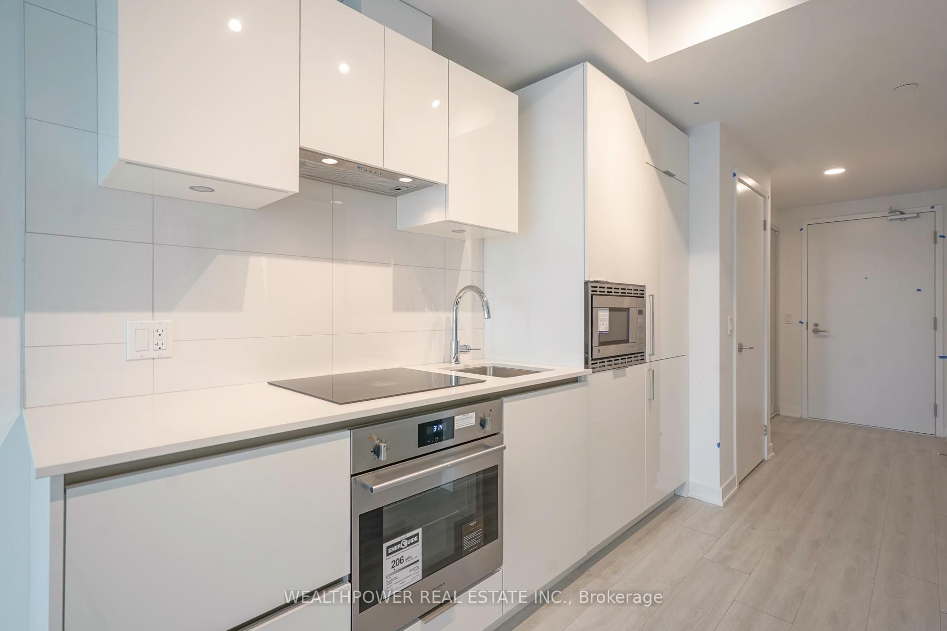 230 simcoe Street, Unit 2516