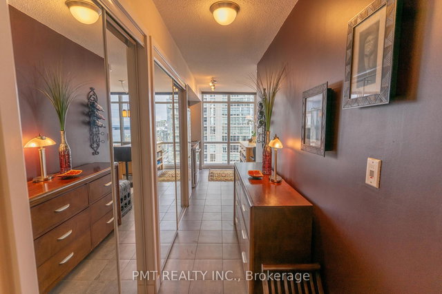 3609 - 11 Brunel Court