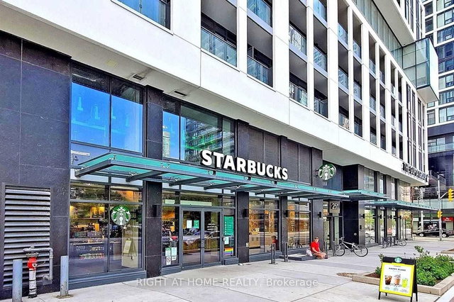 519 - 251 Jarvis Street