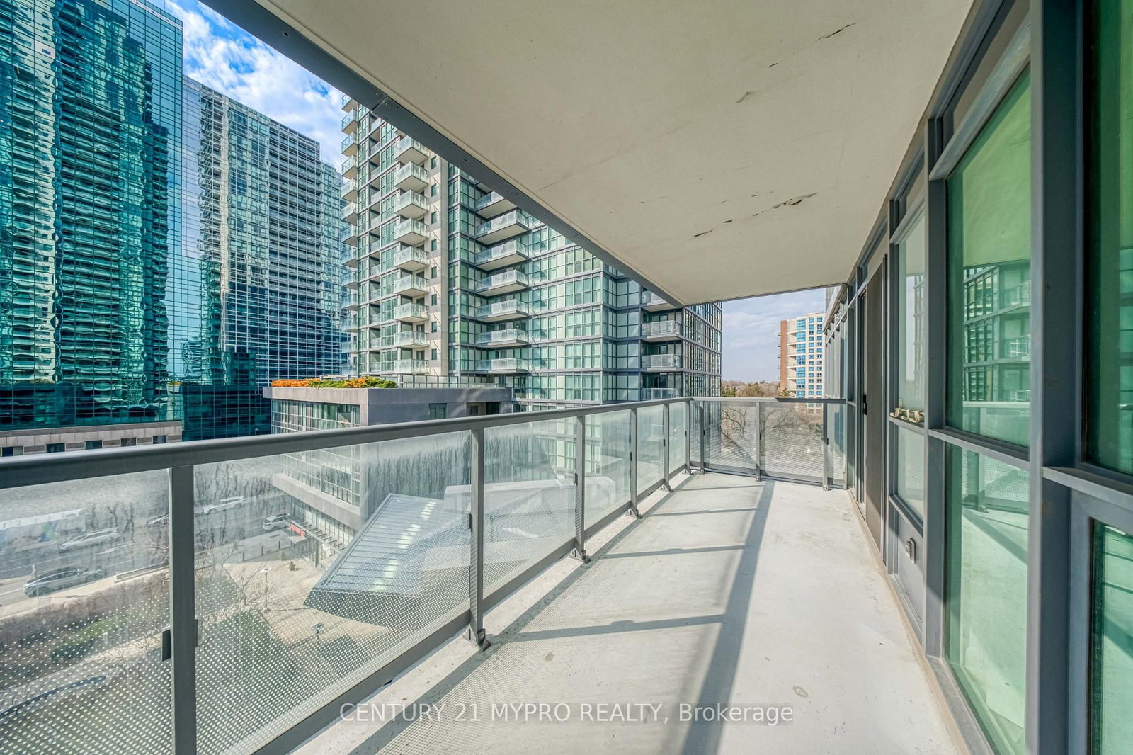 5168 Yonge Street, Unit 502 - Photo 35