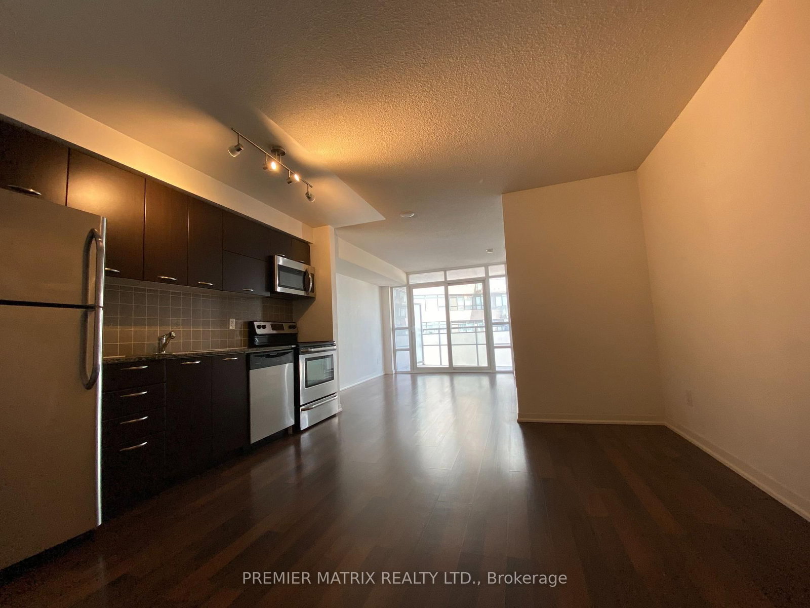 Condo for lease at 904-38 Joe Shuster Way, Toronto, Ontario, M6K 0A5 - Niagara - MLS: C12961104