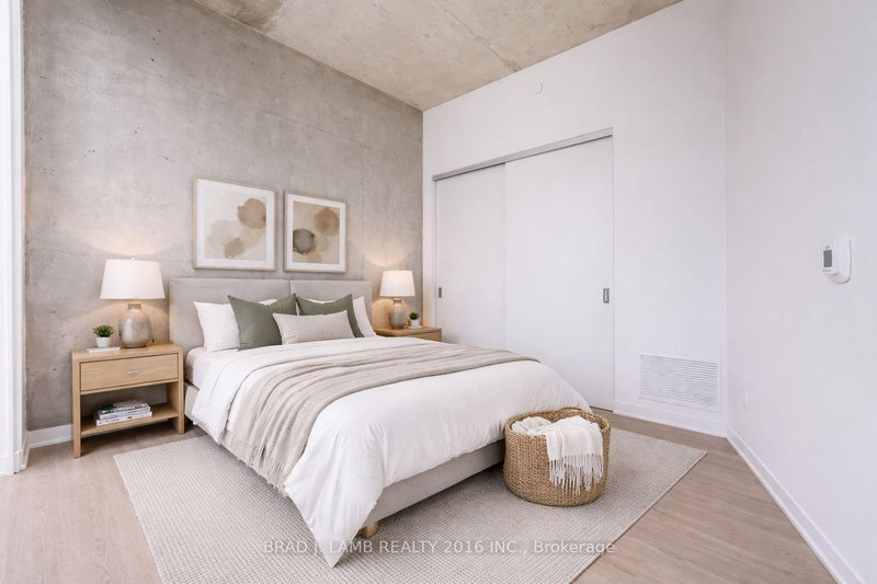 2104 - 284 King St E, Toronto, M5A 1K4 | Image 3