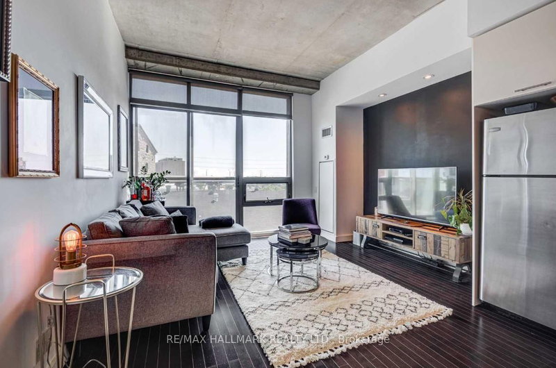 home for lease on 425-33 Mill Street