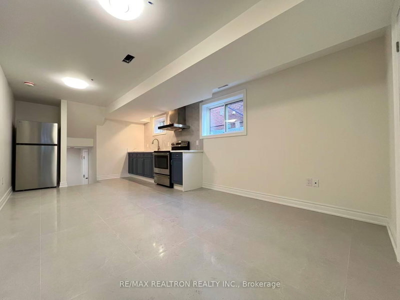 Bsmt - 329 Cherokee Blvd, Toronto, M2H 2W9 | Image 3