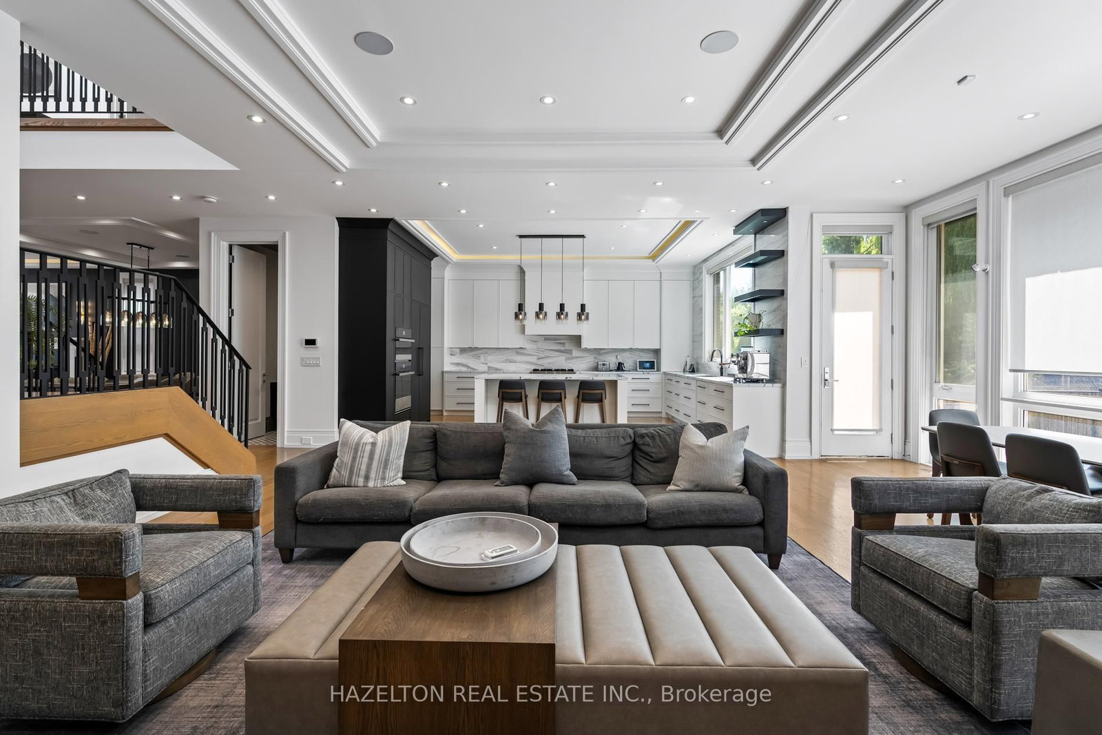 Detached House for sale at 71 Yorkview Drive, Toronto, Ontario, M2R 1J7 - Willowdale West - MLS: C12961526