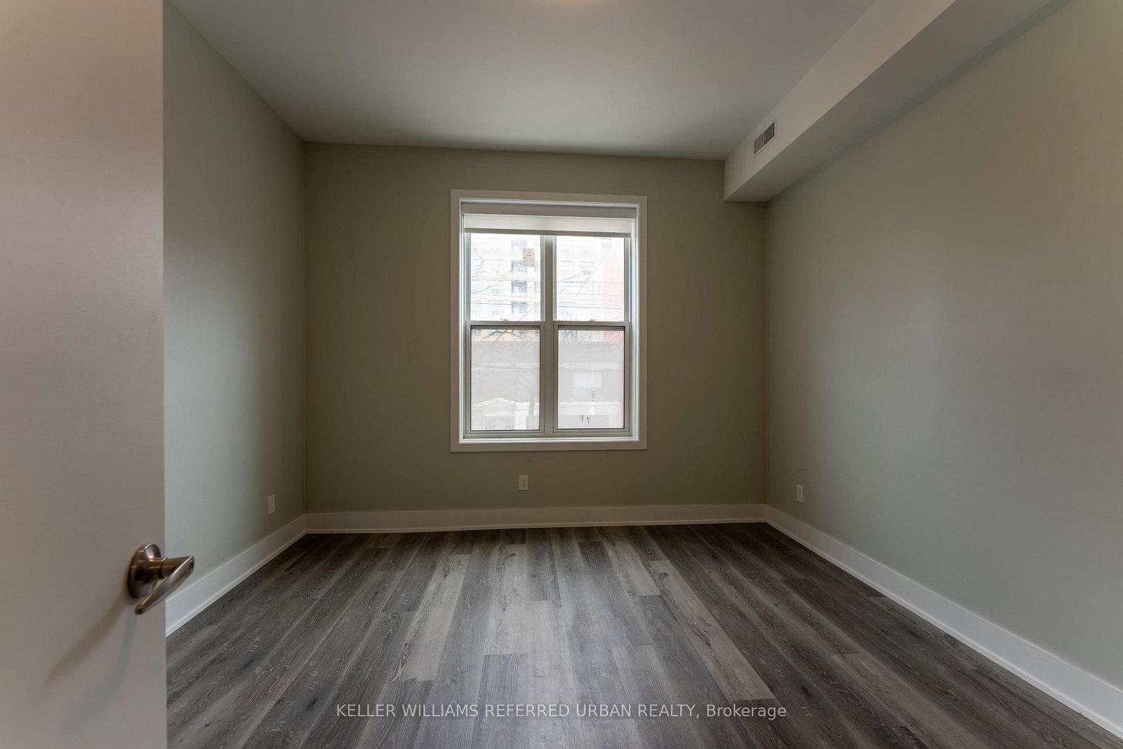 Condo for lease at 1-400 Queen Street, Toronto, Ontario, M5V 2A6 - Kensington-Chinatown - MLS: C12962108