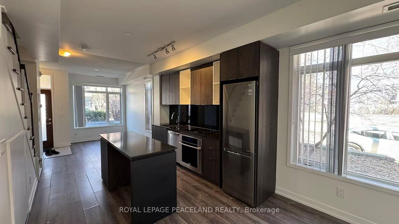 59 Regent St, Toronto, M5A 3N7 | Image 3