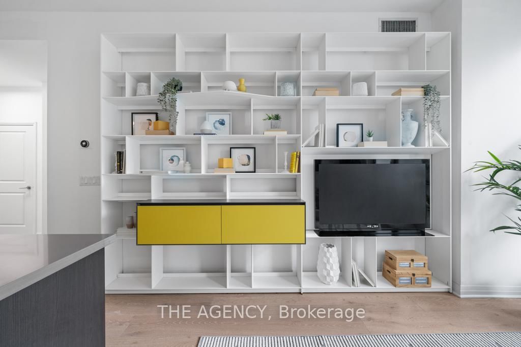 Condo for sale at 3305-8 Mercer Street, Toronto, Ontario, M5V 0C4 - Waterfront Communities C1 - MLS: C12962366