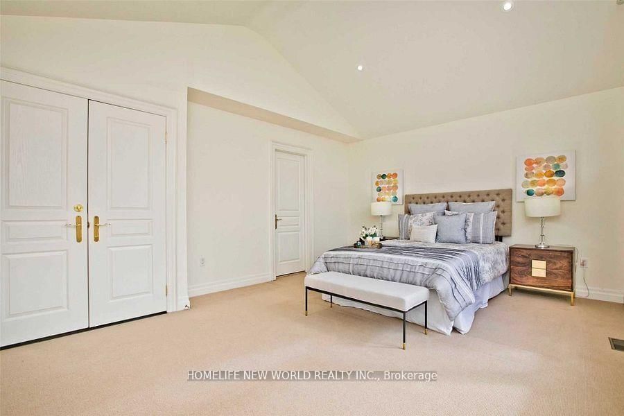 Detached House for sale at 7 Roslin Avenue, Toronto, Ontario, M4N 1Y8 - Lawrence Park North - MLS: C12962416