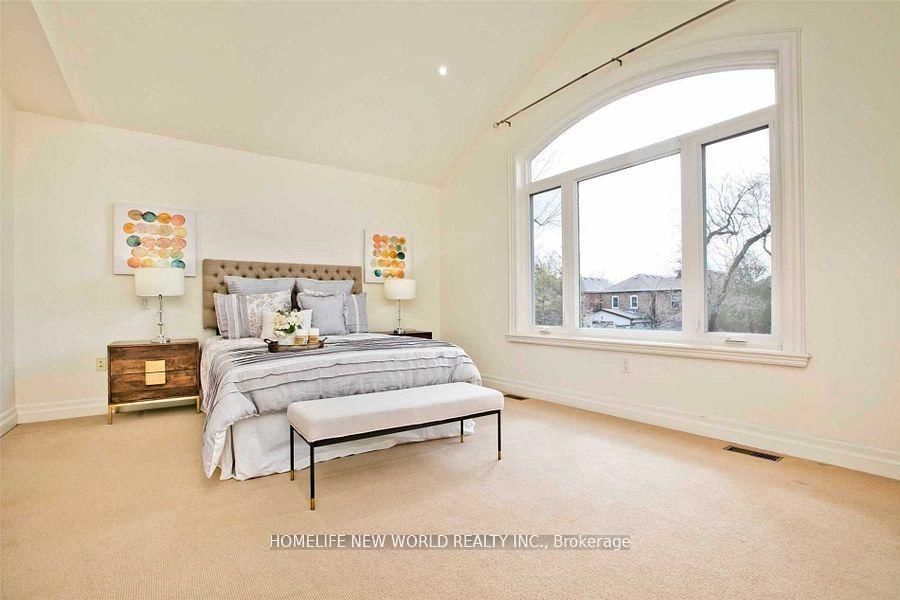 Detached House for sale at 7 Roslin Avenue, Toronto, Ontario, M4N 1Y8 - Lawrence Park North - MLS: C12962416