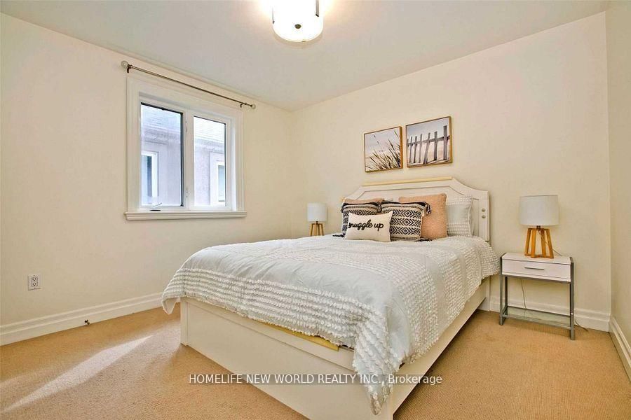 Detached House for sale at 7 Roslin Avenue, Toronto, Ontario, M4N 1Y8 - Lawrence Park North - MLS: C12962416