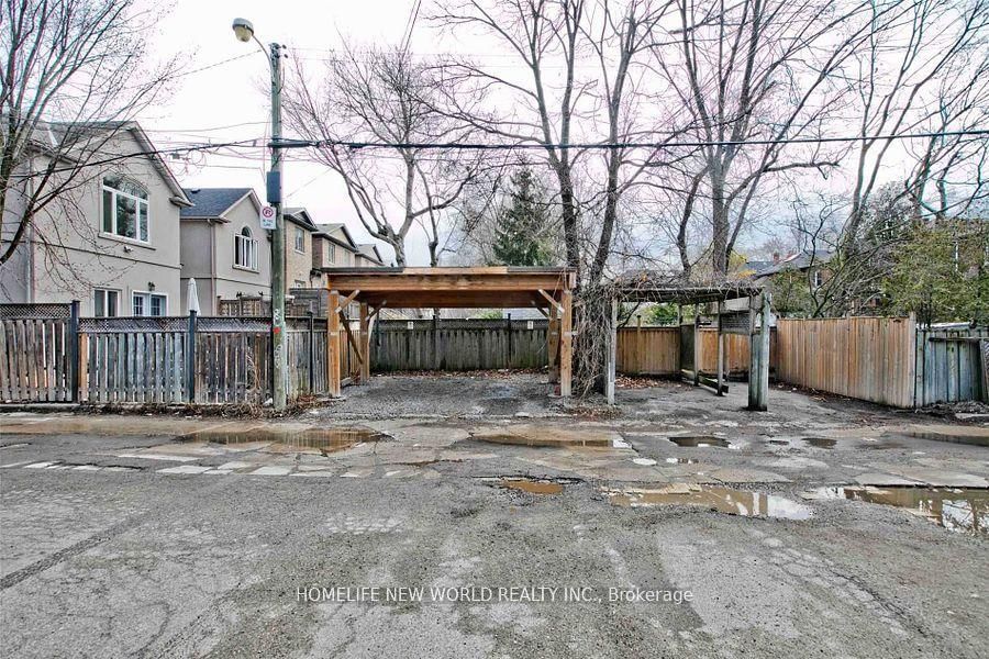 Detached House for sale at 7 Roslin Avenue, Toronto, Ontario, M4N 1Y8 - Lawrence Park North - MLS: C12962416