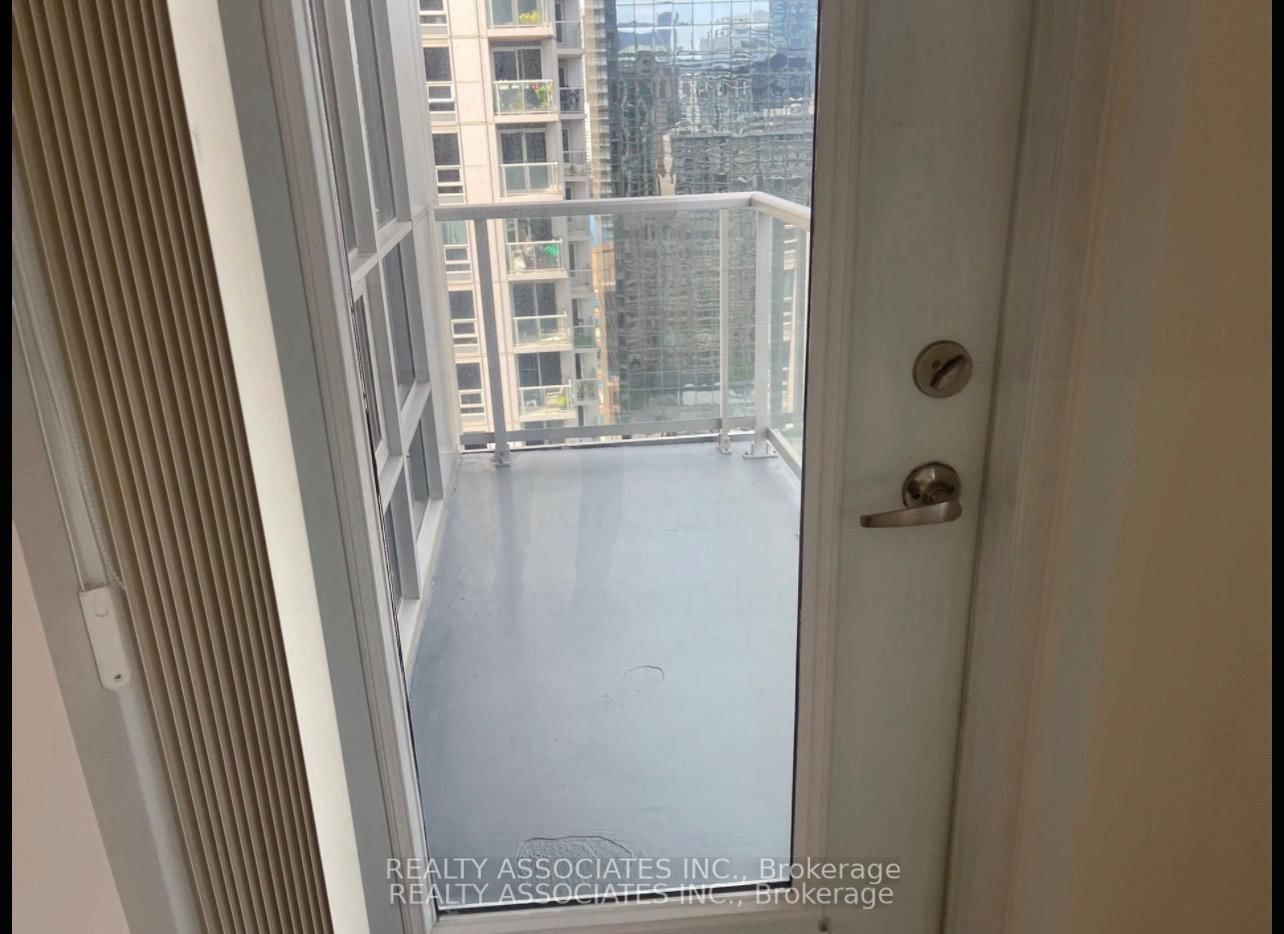 Condo for sale at 2602-761 Bay Street, Toronto, Ontario, M5G 2R2 - Bay Street Corridor - MLS: C12962582