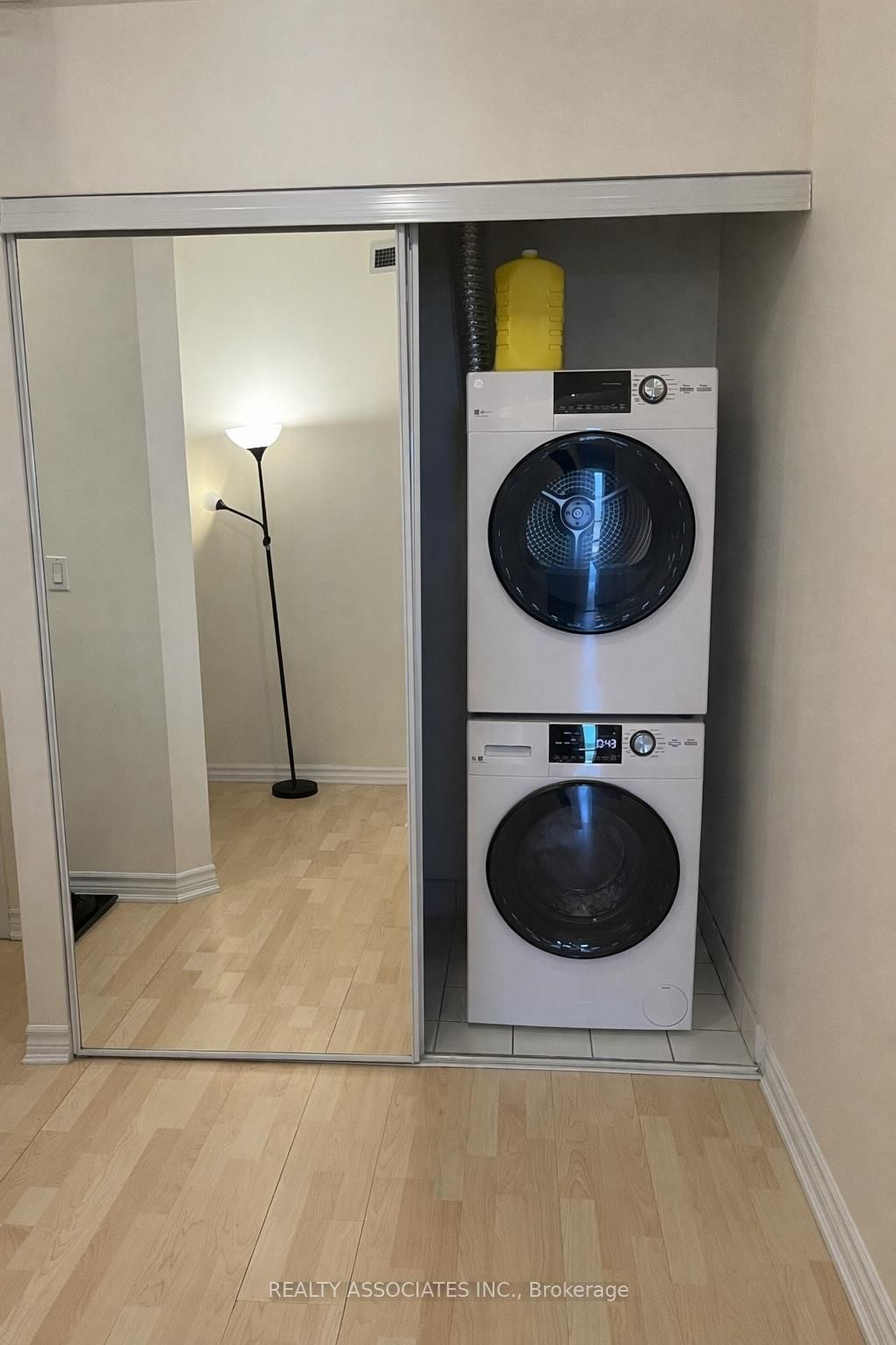 Condo for sale at 2602-761 Bay Street, Toronto, Ontario, M5G 2R2 - Bay Street Corridor - MLS: C12962582