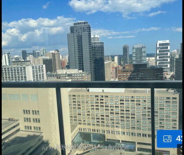 2602 - 761 Bay Street