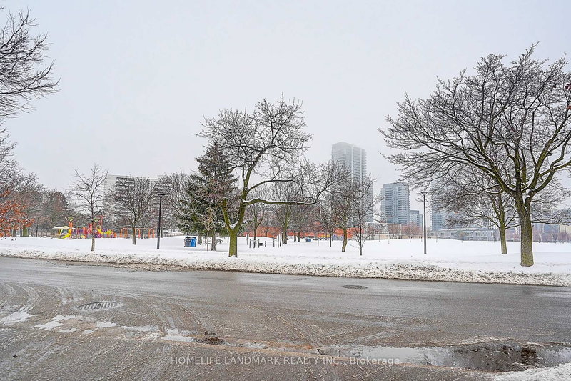 1 Nebula Star Way, Toronto, M2J 1M7 | Image 3