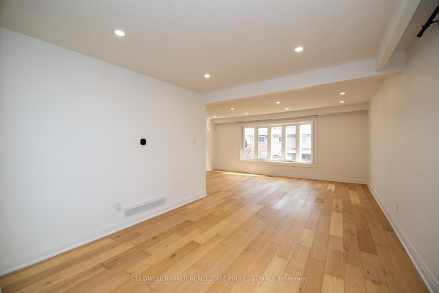 Upper - 8 Nootka Crescent