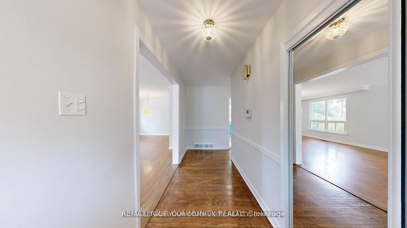 Detached House for sale at 39 Silverview Drive, Toronto, Ontario, M2M 2B5 - Newtonbrook East - MLS: C12963182