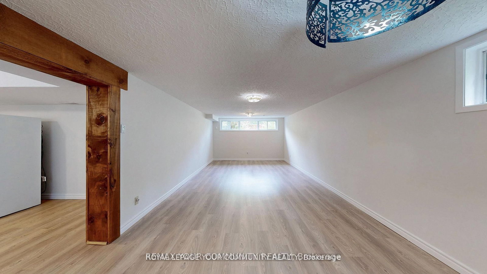 Detached House for sale at 39 Silverview Drive, Toronto, Ontario, M2M 2B5 - Newtonbrook East - MLS: C12963182