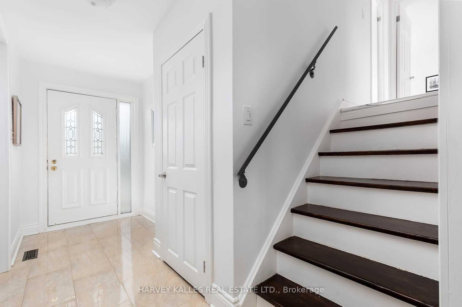 Detached House for sale at 48 Bunty Lane, Toronto, Ontario, M2K 1W6 - Bayview Village - MLS: C12963374