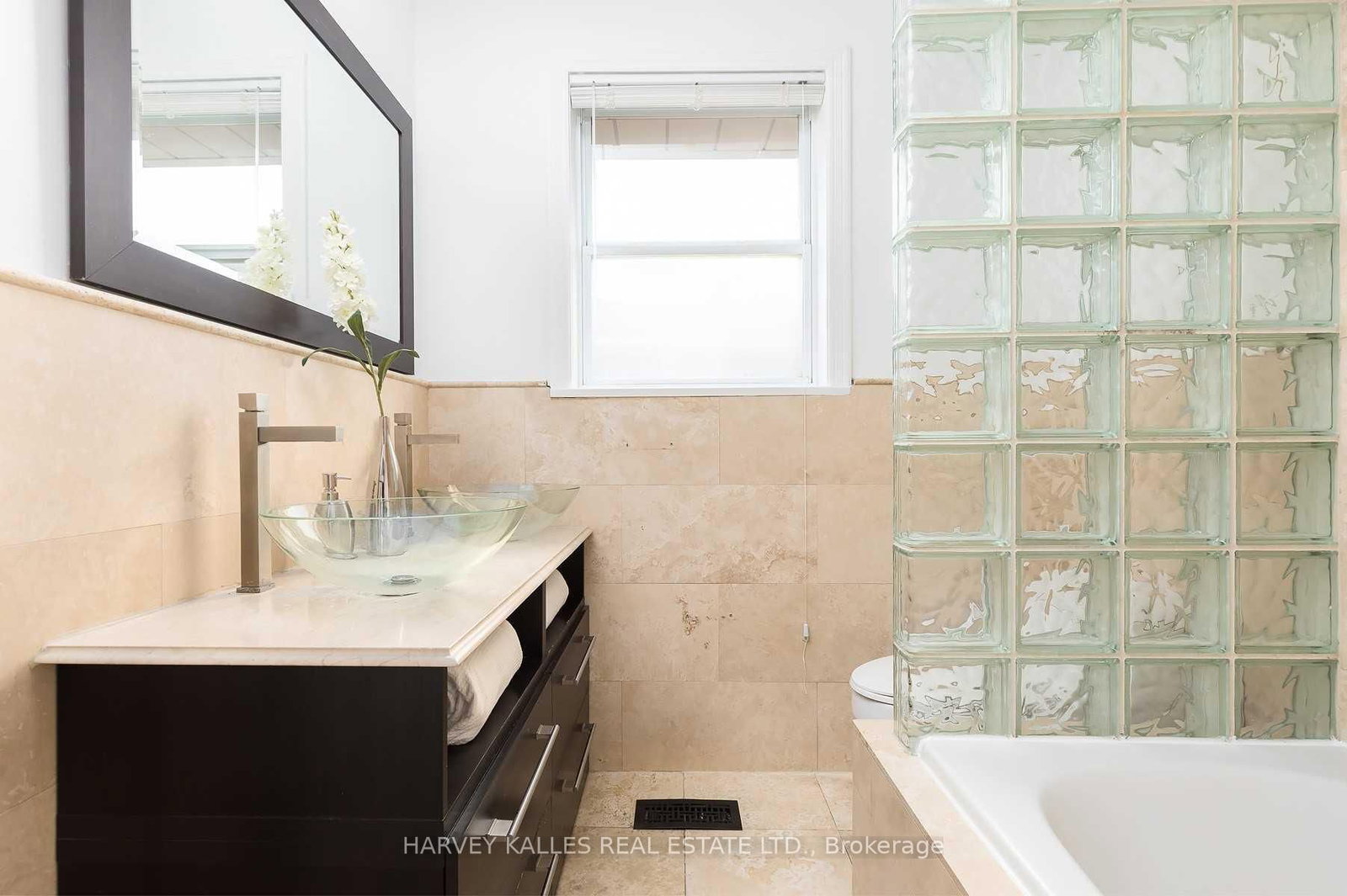 Detached House for sale at 48 Bunty Lane, Toronto, Ontario, M2K 1W6 - Bayview Village - MLS: C12963374