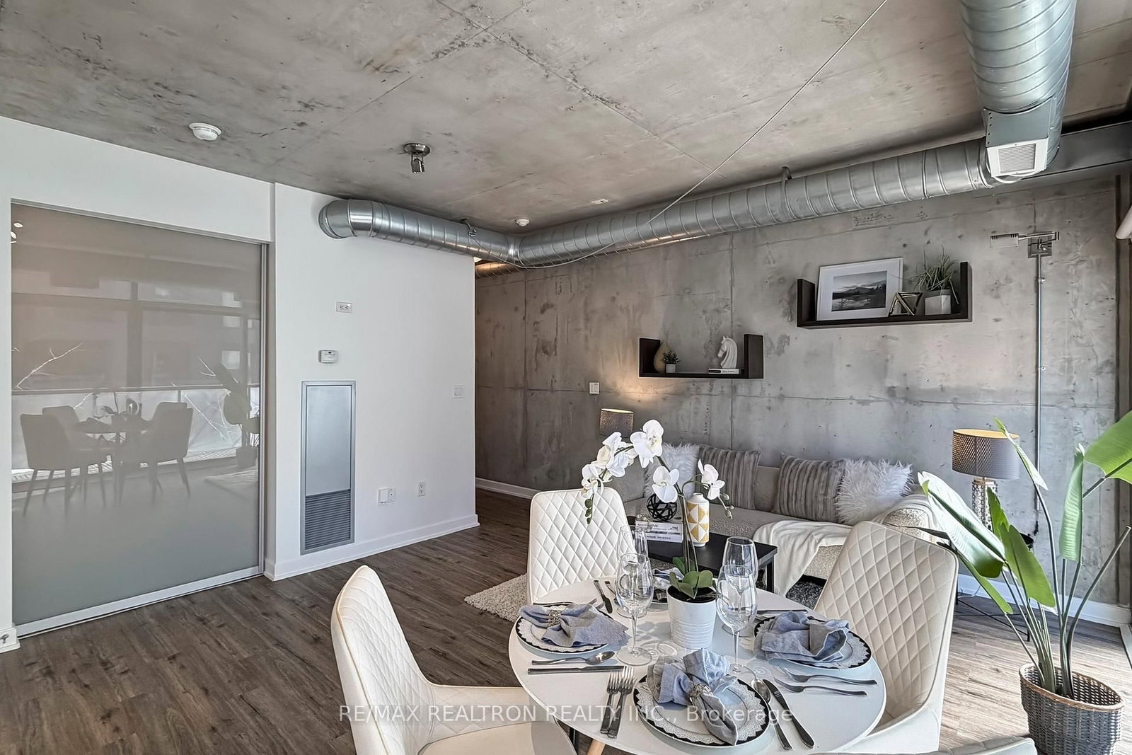 Condo for sale at 408-533 Richmond Street, Toronto, Ontario, M5V 3Y1 - Waterfront Communities C1 - MLS: C12963558