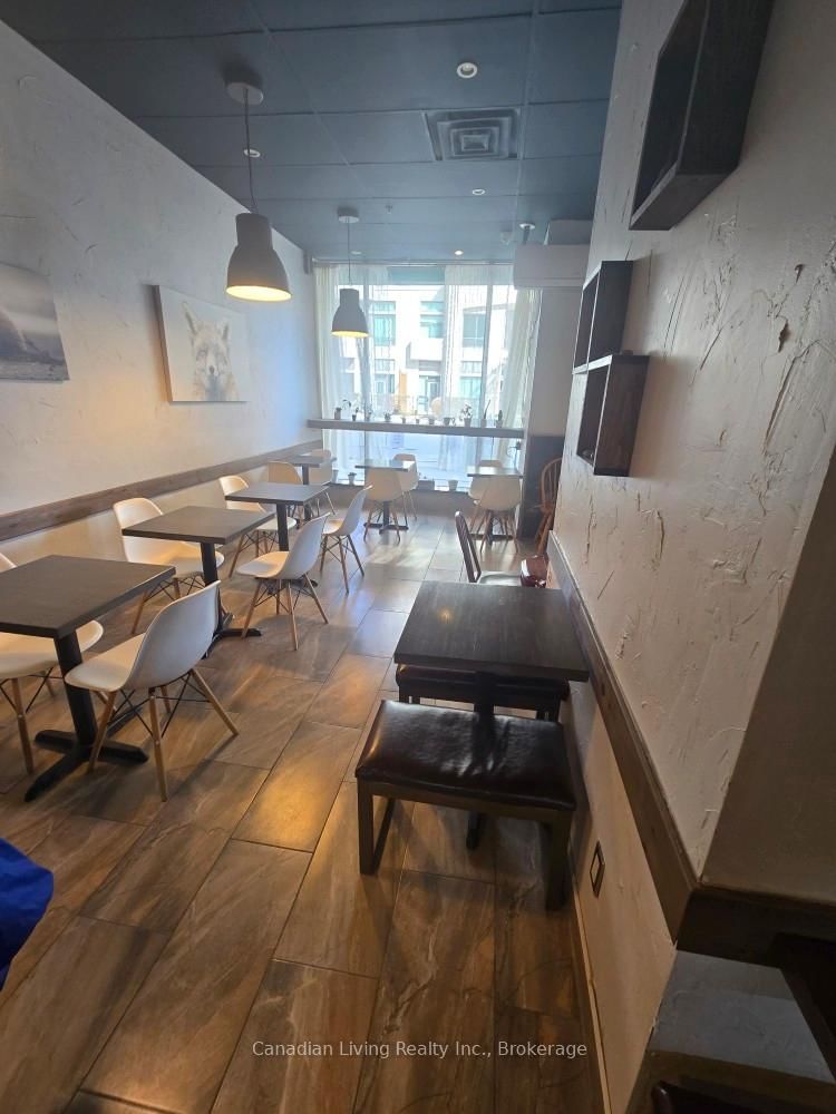 23 Spring Garden Ave, Toronto, M2N 7N2 | Image 2