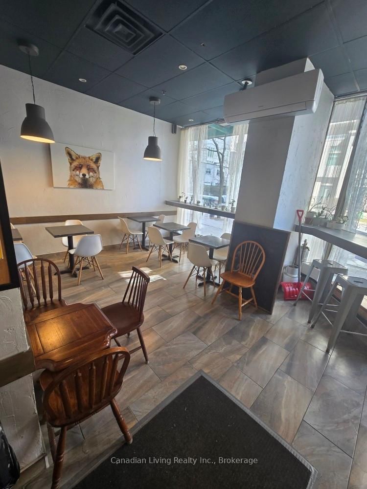 23 Spring Garden Ave, Toronto, M2N 7N2 | Image 3