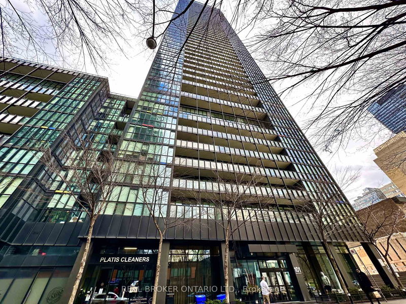 2708 - 101 Charles St E, Toronto, M4Y 0A9 | Image 2