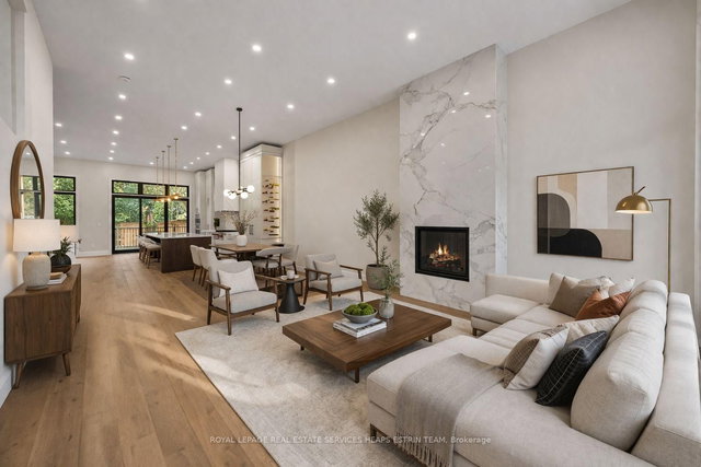 66 Parkhurst Boulevard