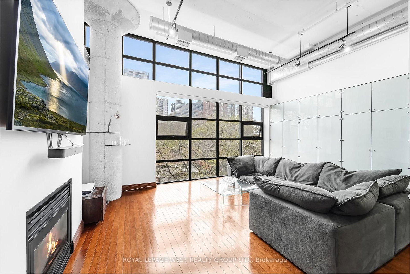 90 Sumach Street • #416 • Toronto, ON photo 8