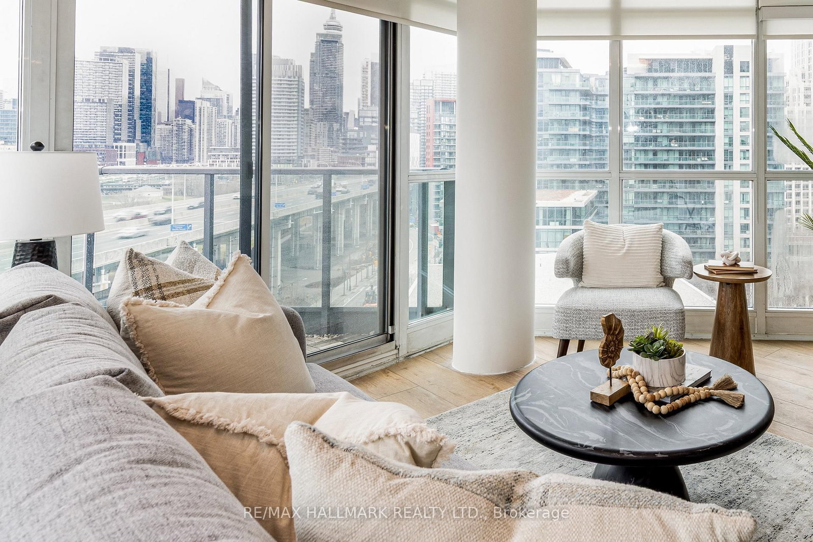 Condo for sale at 1120-231 Fort York Boulevard, Toronto, Ontario, M5V 1B2 - Niagara - MLS: C12964232