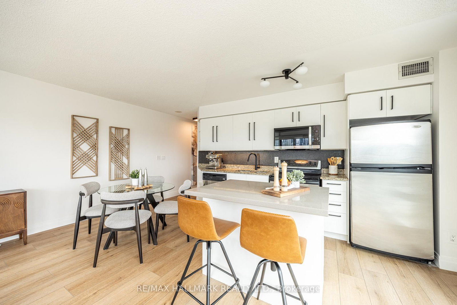 Condo for sale at 1120-231 Fort York Boulevard, Toronto, Ontario, M5V 1B2 - Niagara - MLS: C12964232