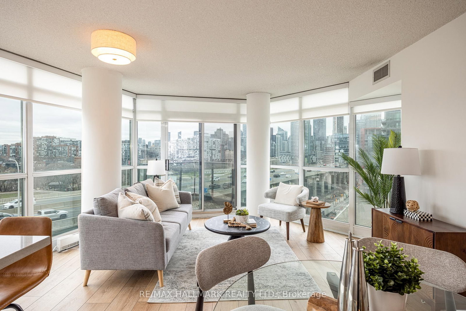 Condo for sale at 1120-231 Fort York Boulevard, Toronto, Ontario, M5V 1B2 - Niagara - MLS: C12964232