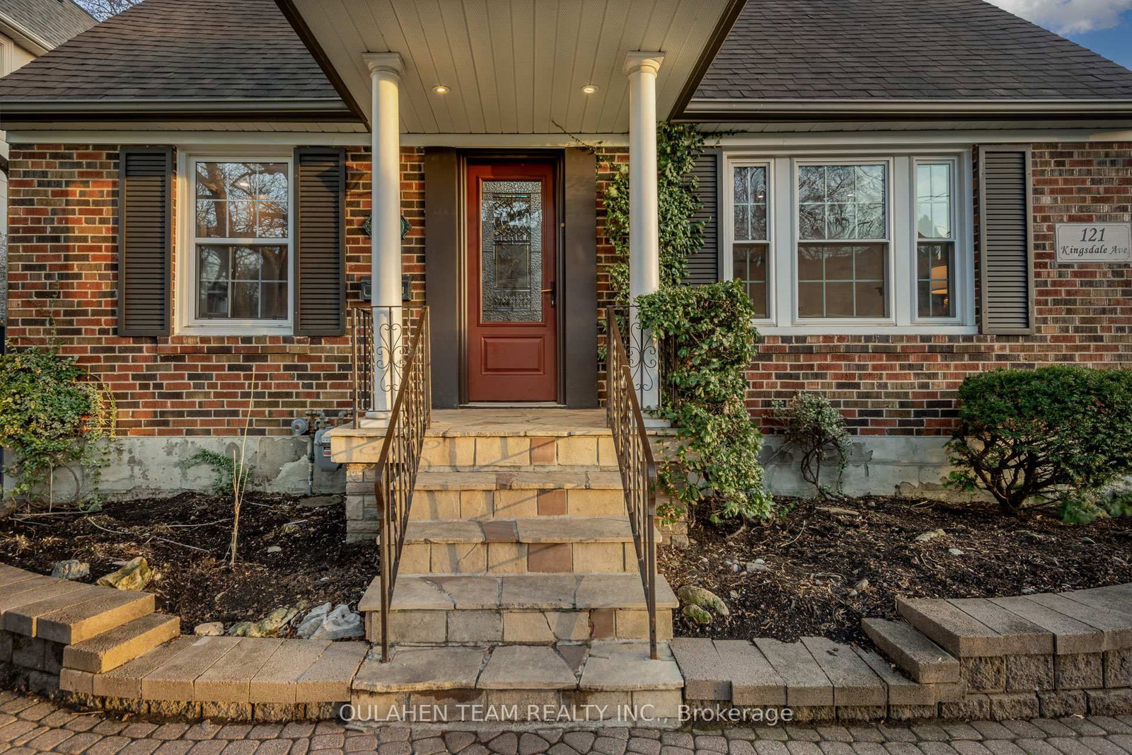 Listing Image 3