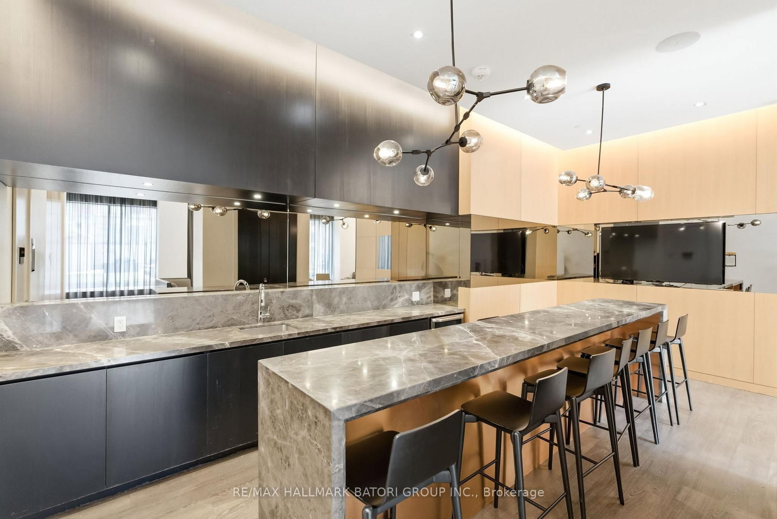 Condo for sale at 217-101 Erskine Avenue, Toronto, Ontario, M4P 1Y5 - Mount Pleasant West - MLS: C12964790