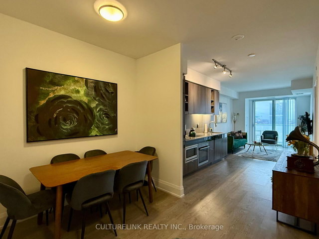 1914 - 101 Erskine Avenue