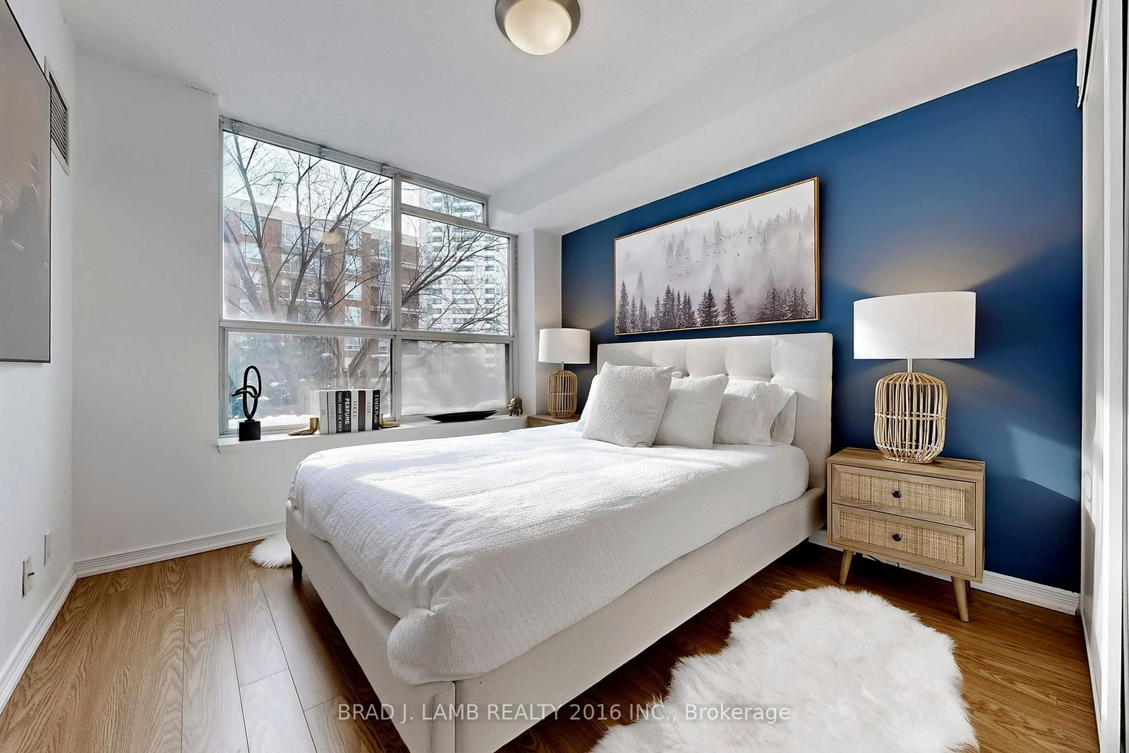 Condo for sale at 302-245 Davisville Avenue, Toronto, Ontario, M4S 3H4 - Mount Pleasant West - MLS: C12964892