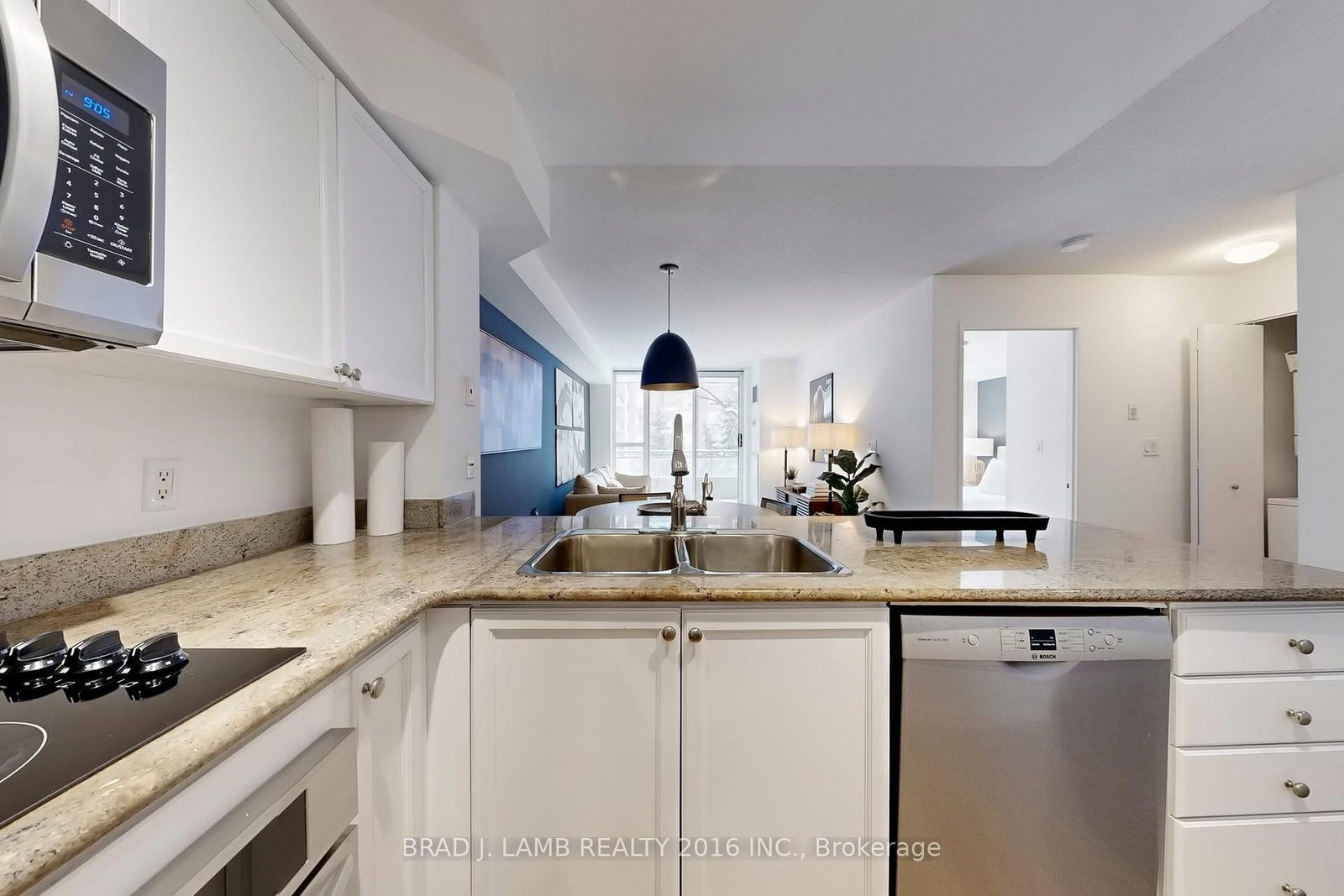 Condo for sale at 302-245 Davisville Avenue, Toronto, Ontario, M4S 3H4 - Mount Pleasant West - MLS: C12964892